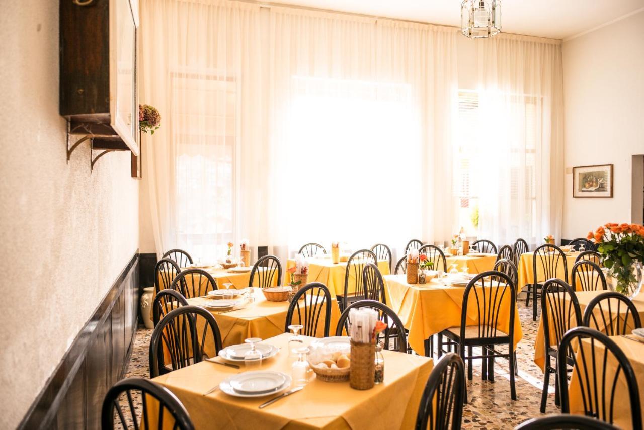 Hotel Cynthia Finale Ligure Zewnętrze zdjęcie